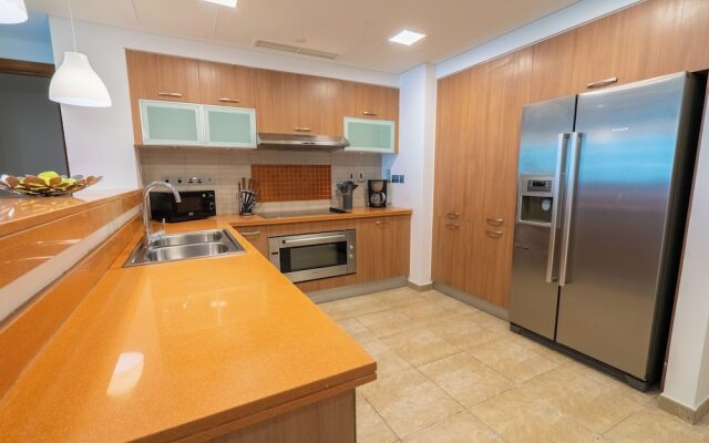 HiGuests - Marina Residence 4