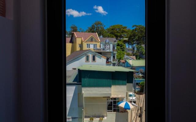 Khanh Uyen 3 Hotel