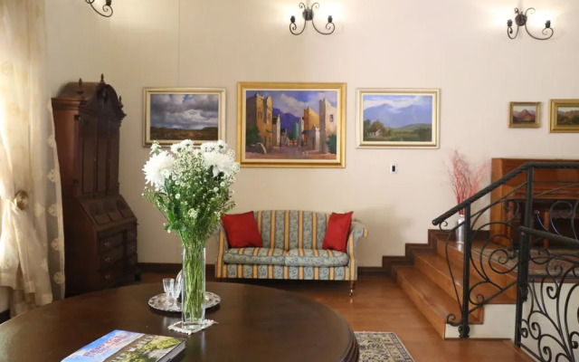 Ambonnay Terrace Guest House