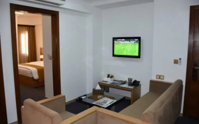 Hayali Suites Hotel
