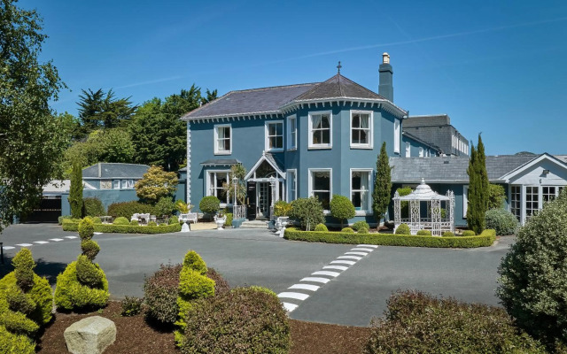 Summerhill House Hotel