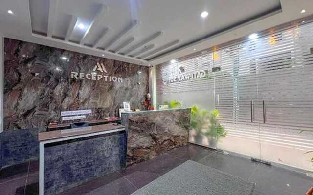 Fabhotel Gateway Suites