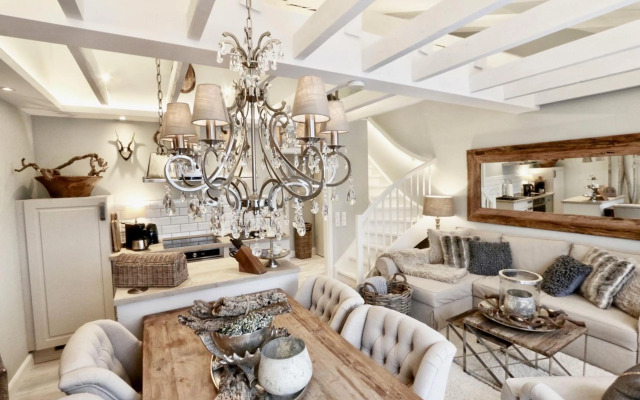 HOME Suites Maisonette mit Sauna