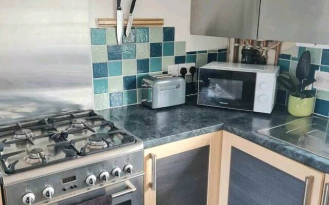 Stunning 2-bed House in Weston-super-mare
