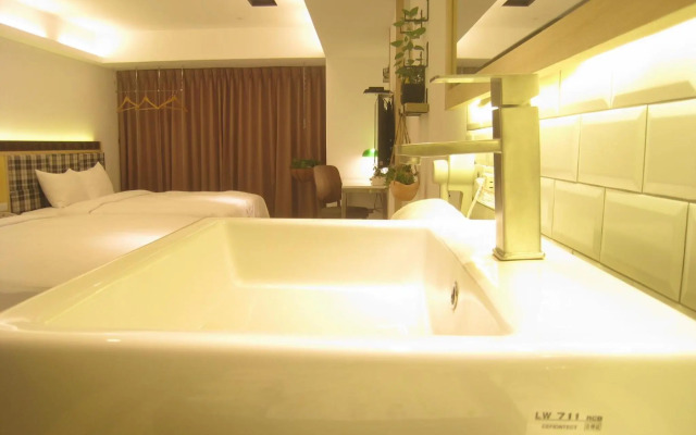 Formosa Boulevard Station Garden Hotel