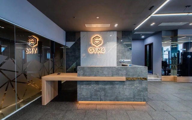 Parama Apartment Square Central