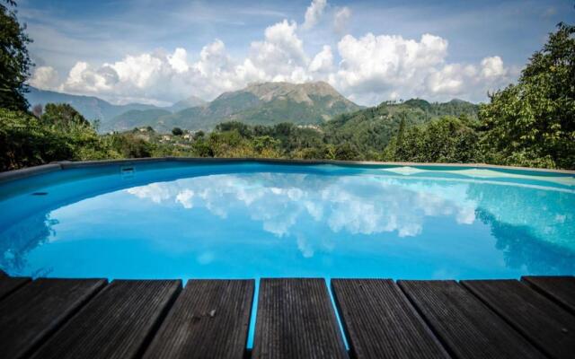Casa Ortomaggiore With Pool & Sauna