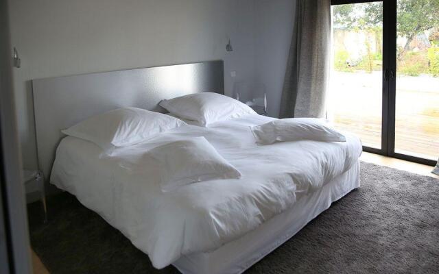 Villa Cenitz Lafitenia Resort