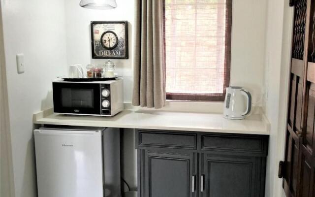 At 98 on Lynburn Guest House