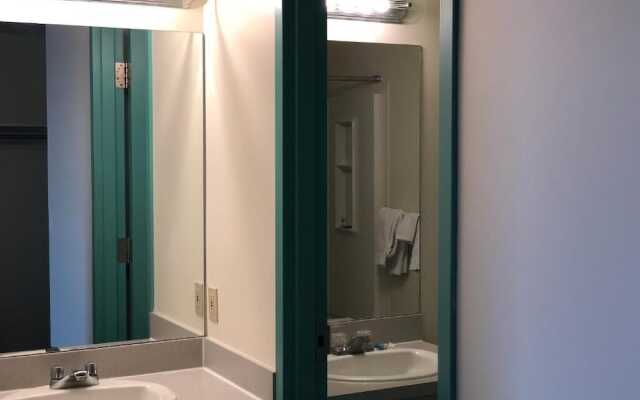 Westwind Motor Inn