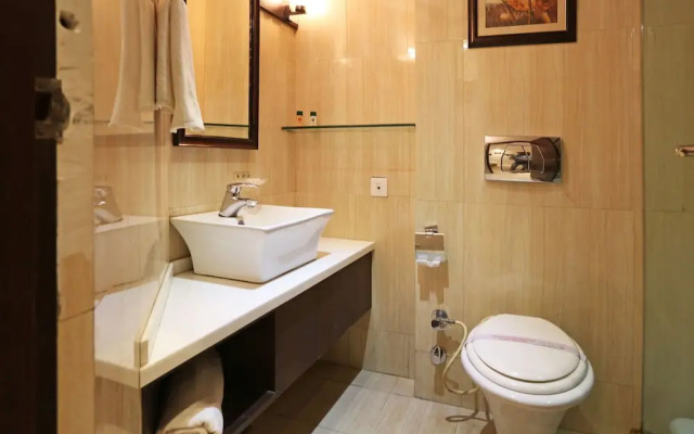 OYO 4732 D Grand