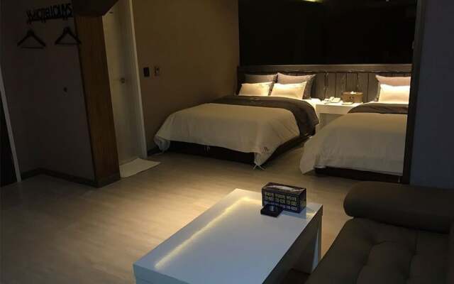 Hotel Louys