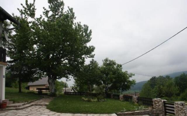 Guest House Tone