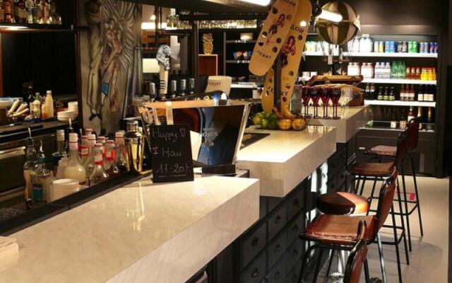 Moxy Lille City