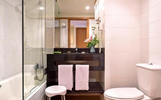 Aqualuz Lagos Grand One Bedroom Apartment Pool View