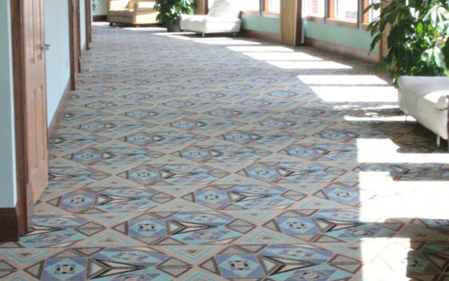 Delta Hotels Huntington Mall