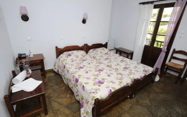 Elli Hotel