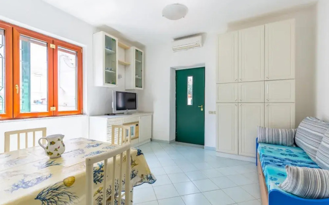 Friendly Family Apartment at Ischia