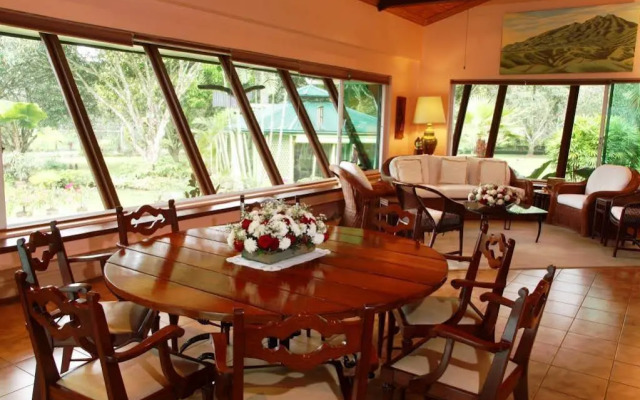 Bukidnon Country Lodge