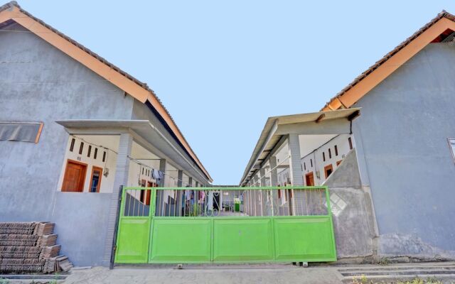 Hotel O Surya Indah Homestay Syariah