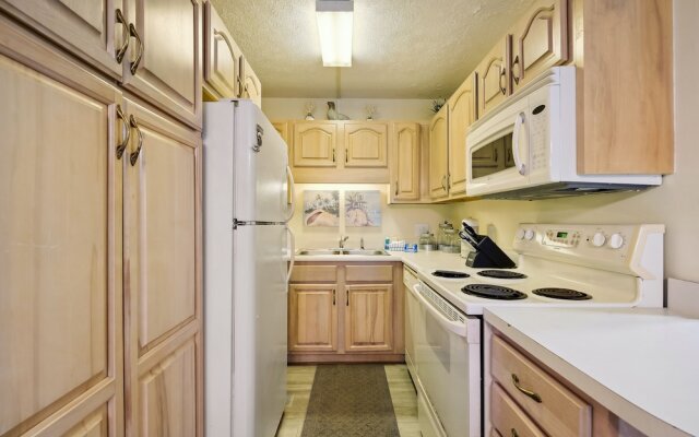 Summit by Book That Condo