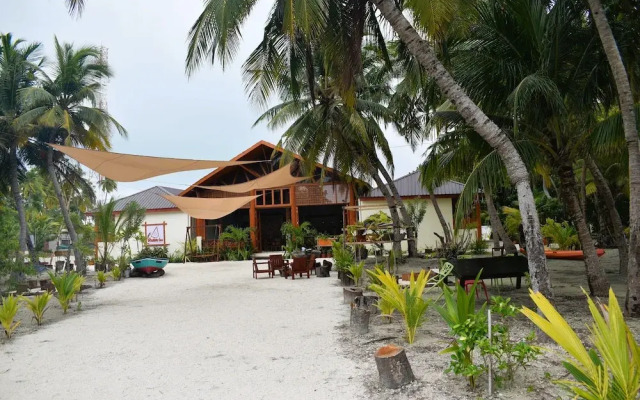Rattehi Inn at Rakeedhoo