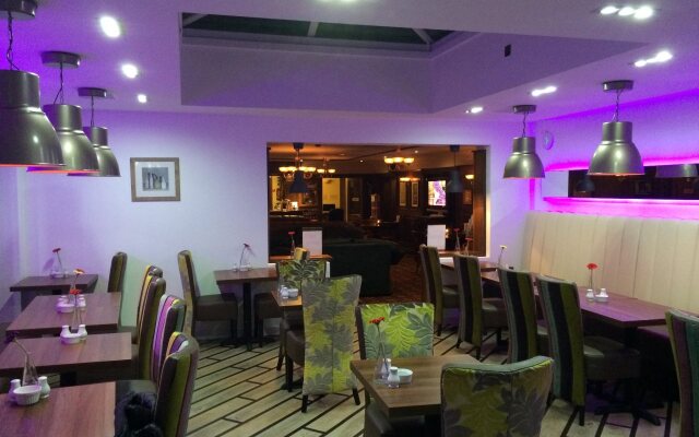 Gatwick Belmont Hotel