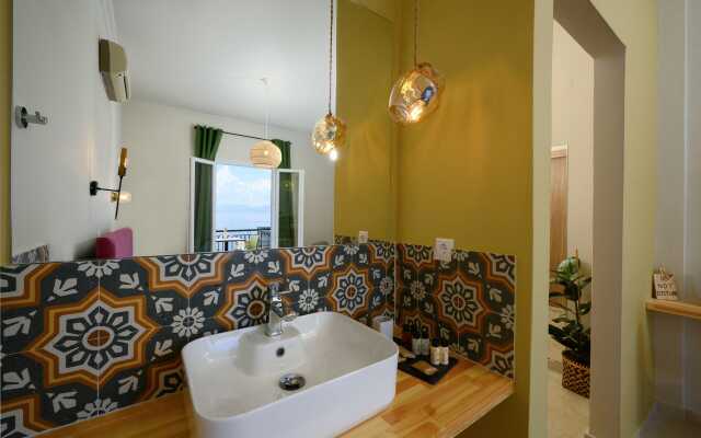 9 Muses Seaview Studios Corfu | Adults Only