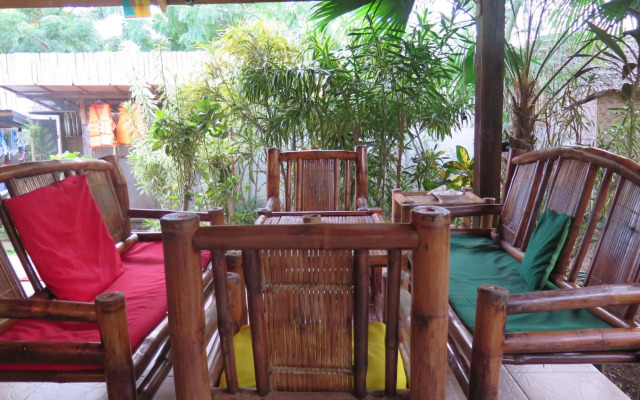 Mystic Divers Guesthouse