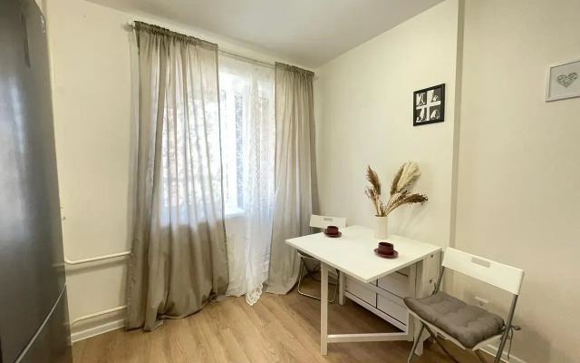 Apartment 2nights on Gudilovskaya street 9
