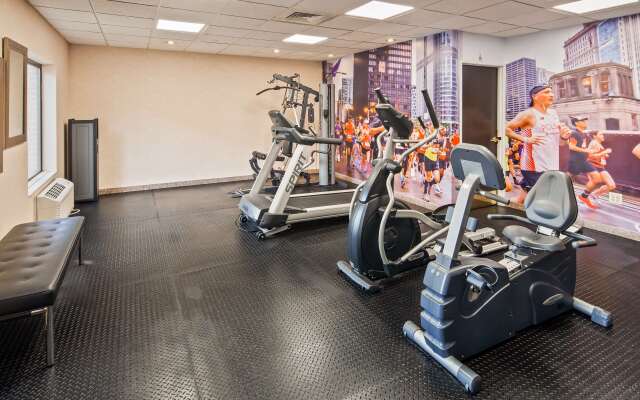 Best Western Inn & Suites - Midway Airport