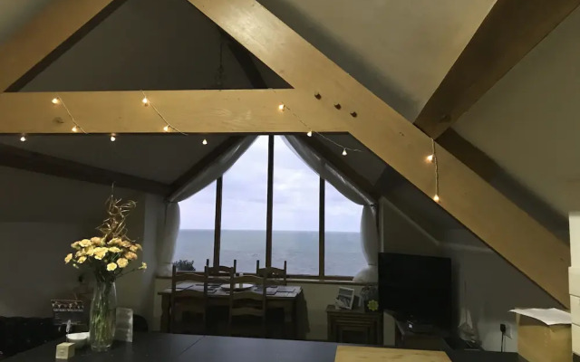 Ceilwart Bungalow