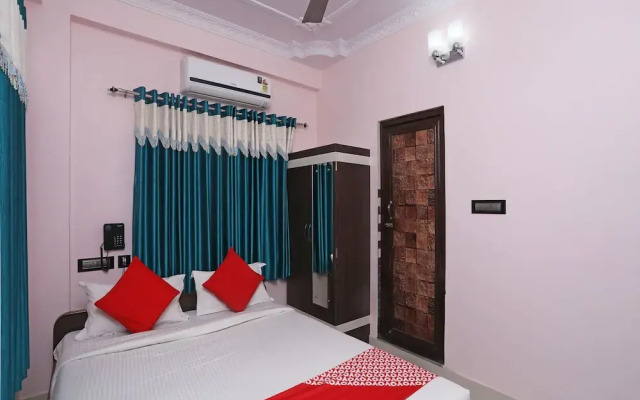 OYO 25018 Saanvi