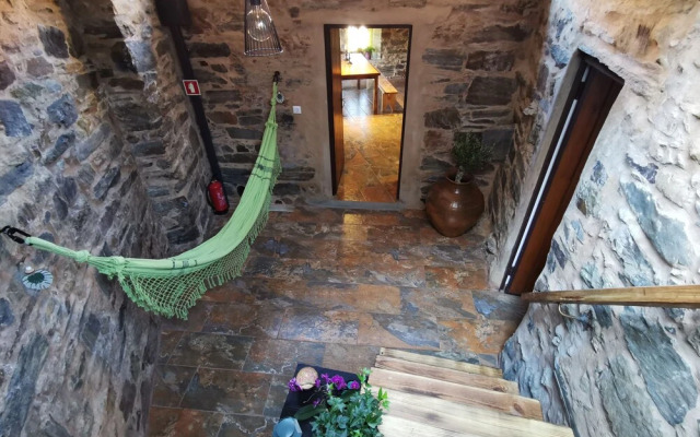 400 Year old 3-bedroom Farmhouse Central Portugal