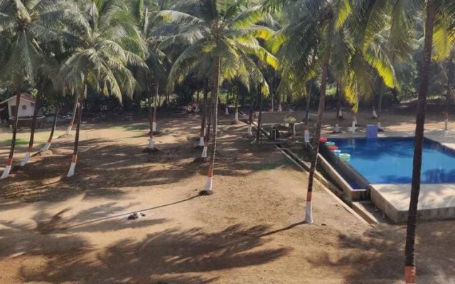 70% Beach Resort
