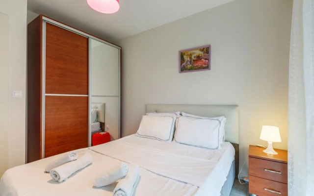 Cozy Flat Near Public Transportation in Tuzla