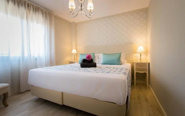 Holidays2Malaga Suites