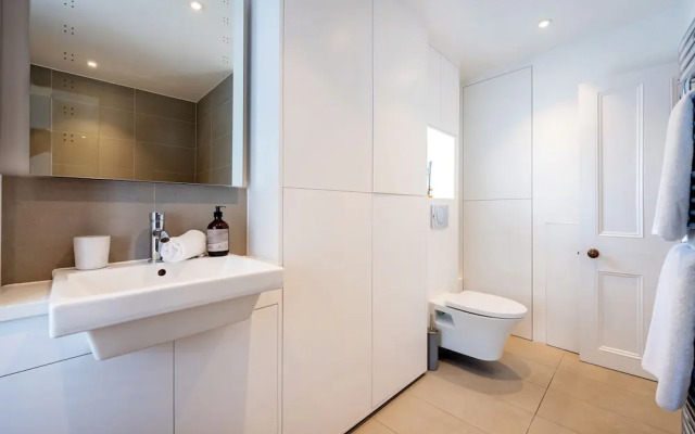 Highlife and Islington - by Out of Office Lifestyle