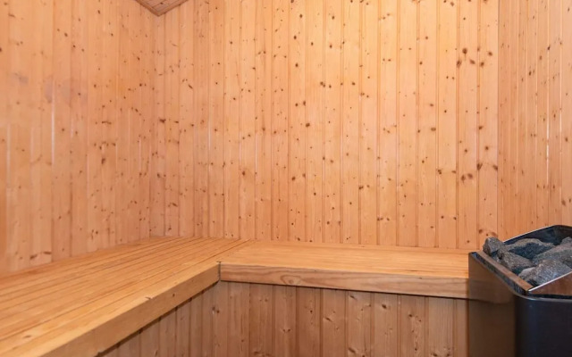 8 Person Holiday Home in Hemmet