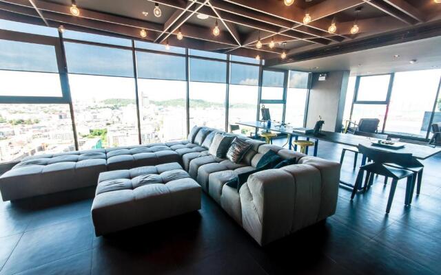 Central Pattaya Residence-The Base Condo