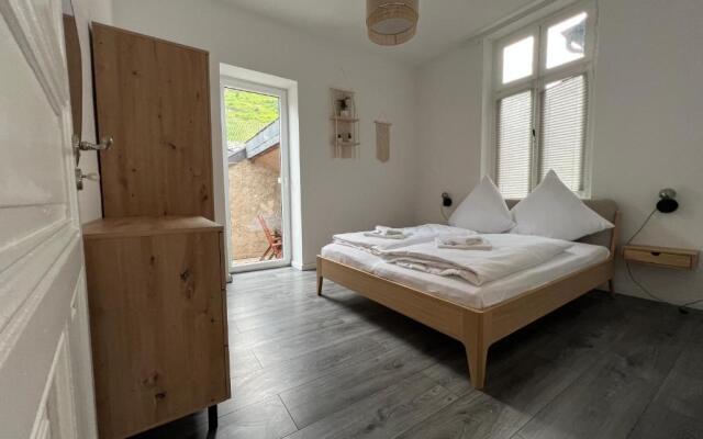Direkter Moselblick I Altbau I 4 Personen I Terrasse