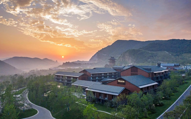 Regalia Resort & SPA (Tangshanzhen, Nanjing)