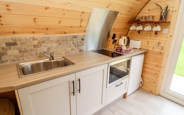Meadow Lodge @ Berrys Place Farm