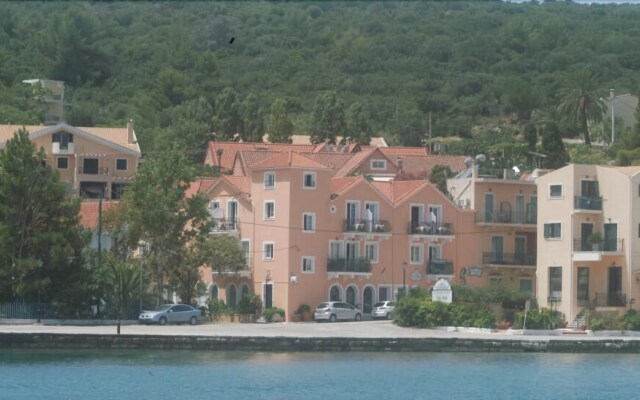 Marina Studios Il