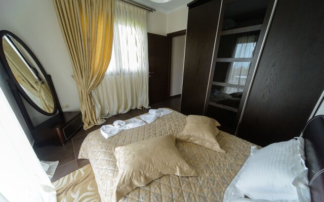 Villas Hanioti