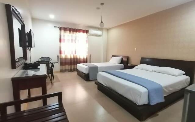 Oyo 654 Golden Hotel