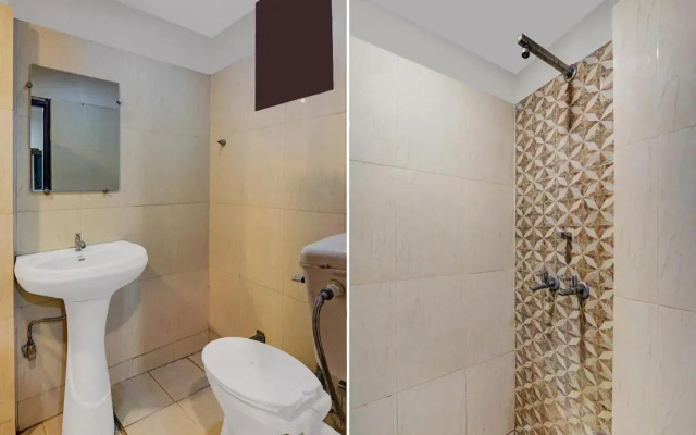Oyo Flagship 80620 Hotel The Gagan