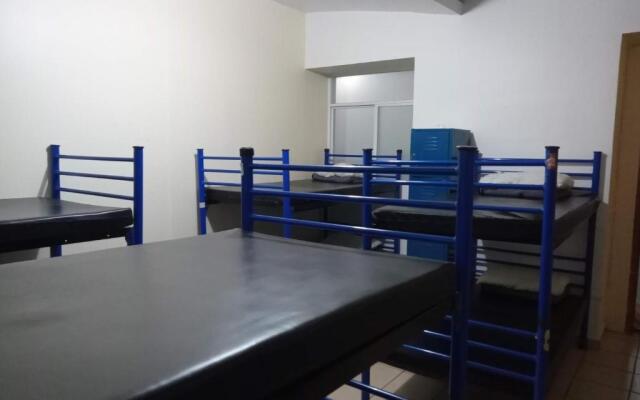 Hostal Amigo - Hostel