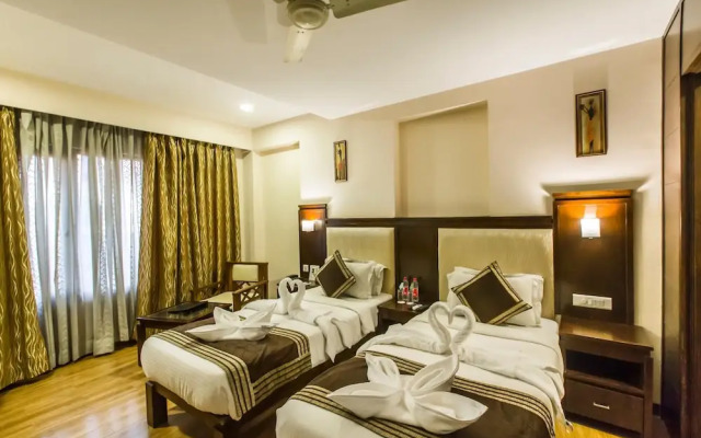 Hotel Golden Manor