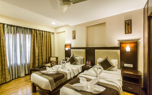 Hotel Golden Manor – Guest Rooms – Jaipur